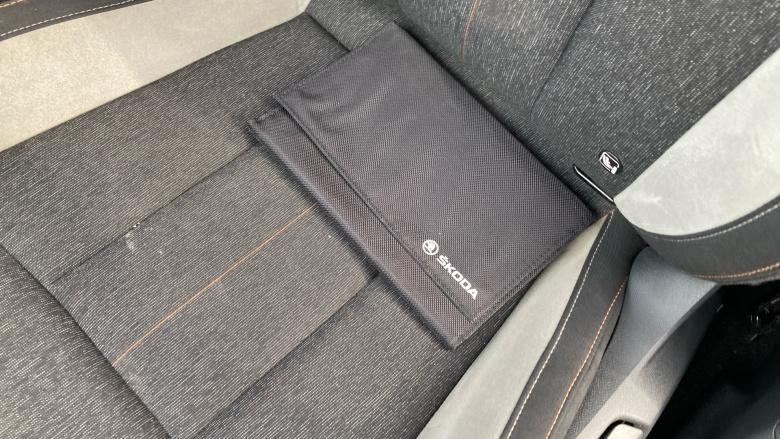 Skoda Kamiq 1.0 TSI 110 SE L Executive 5dr Petrol Hatchback